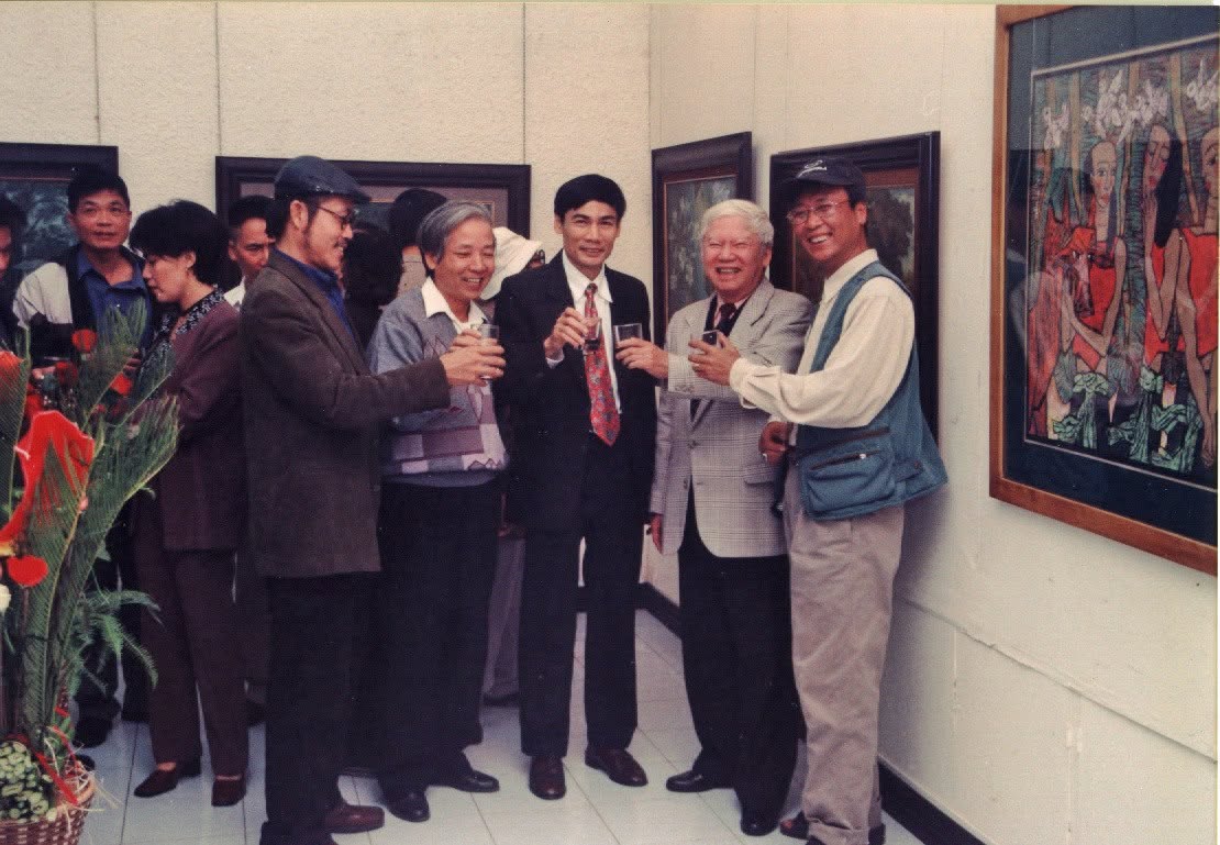 Triển lãm — Old Street Gallery Triển lãm tranh tại 43 Tràng Tiền, Hà Nội